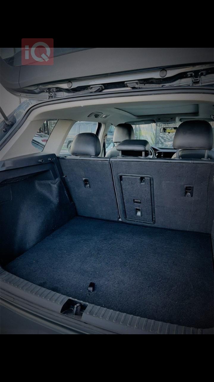 فولكسفاغن تاوس